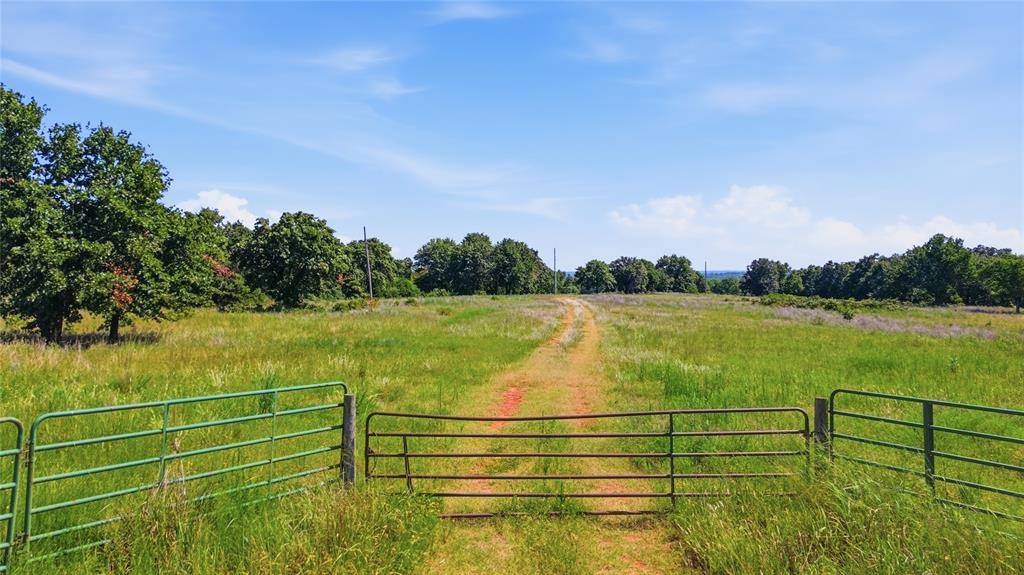 2709 E 8 ST, Chandler, OK 74834