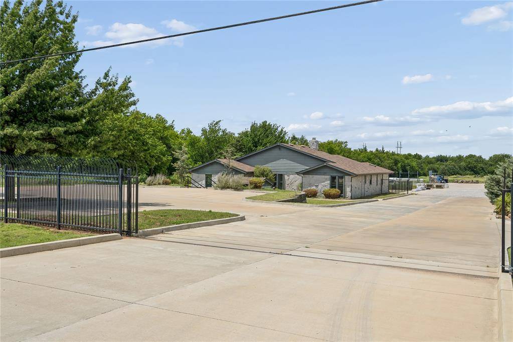 16399 W Highway 66, El Reno, OK 73036