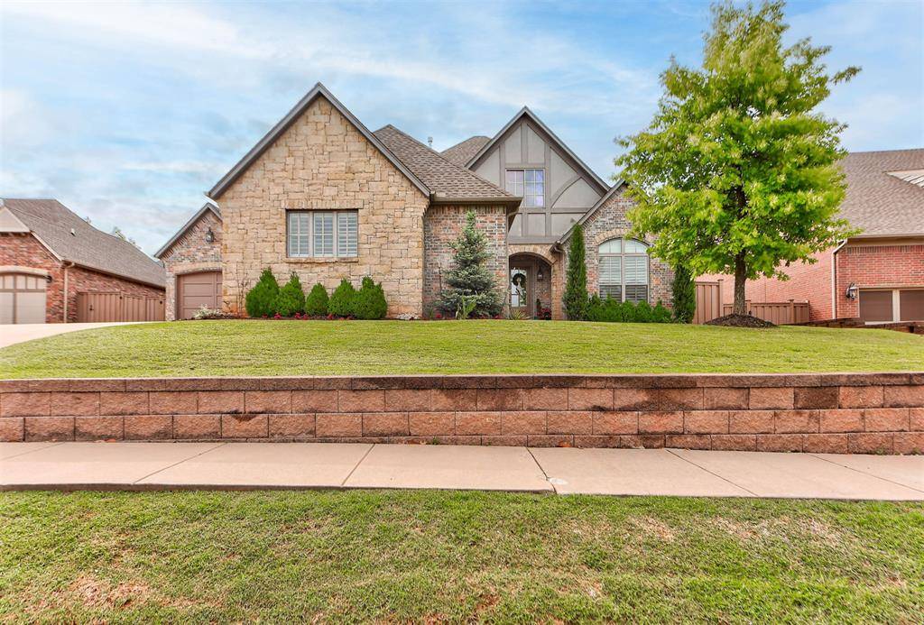 2948 Allie DR, Edmond, OK 73012