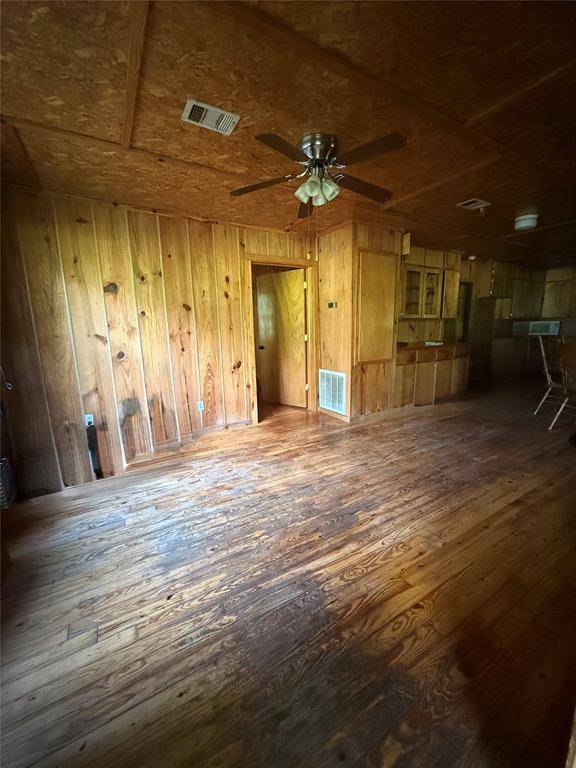 913 W Sherry LN, Broken Bow, OK 74728