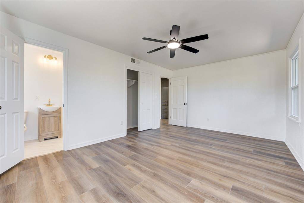 2604 Kings WAY, The Village, OK 73120
