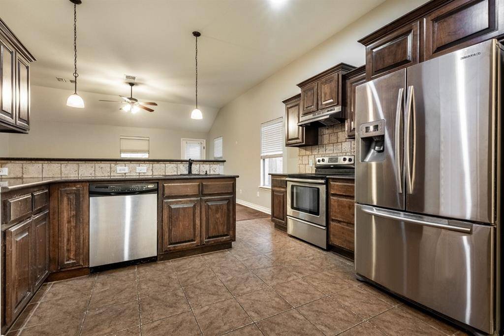 2609 NW 183rd ST, Edmond, OK 73012