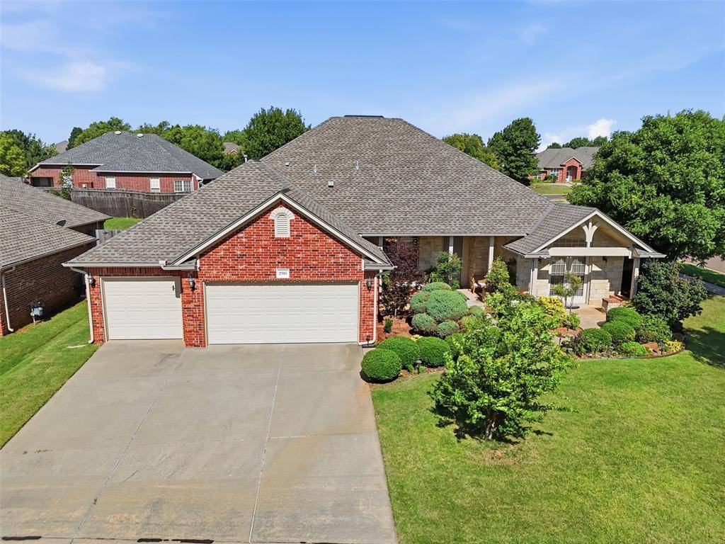 2916 Tara LN, Norman, OK 73069