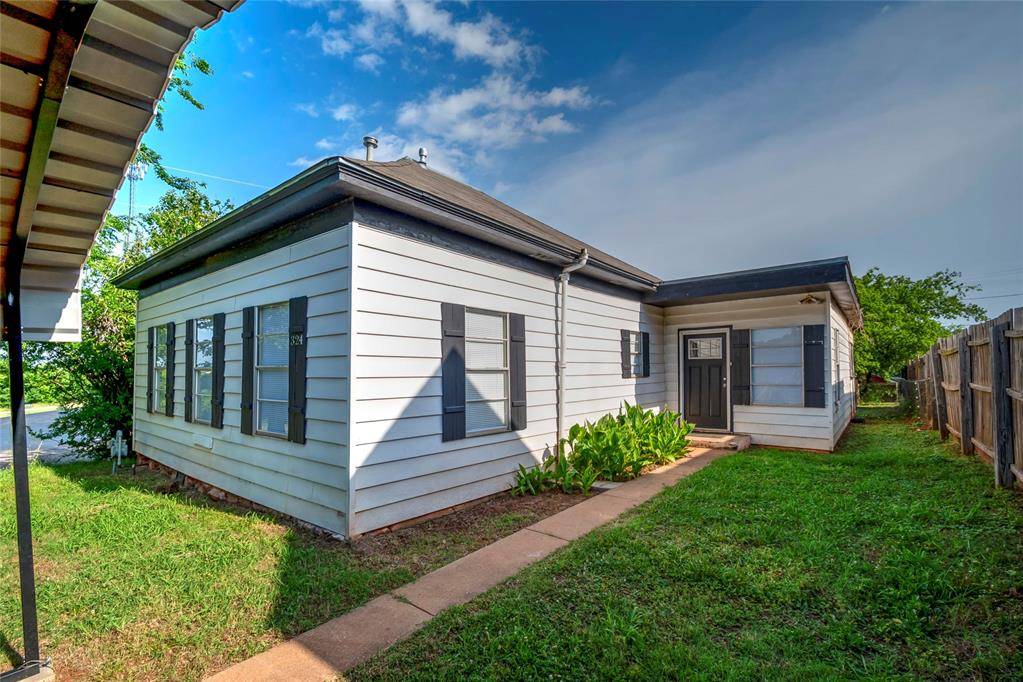 324 W 5th ST, Chandler, OK 74834