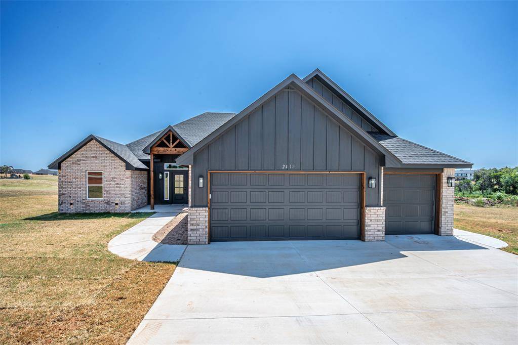 2411 Bear Creek Cir CIR, Blanchard, OK 73010