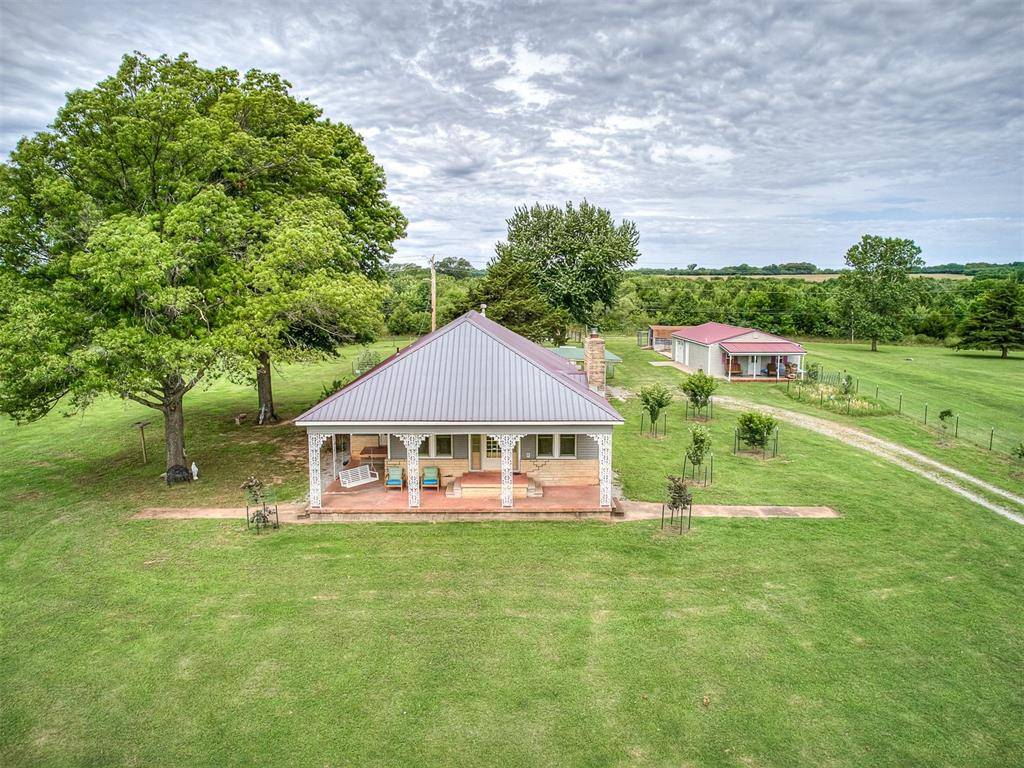 3965 State Highway 18 HWY, Fairfax, OK 74637