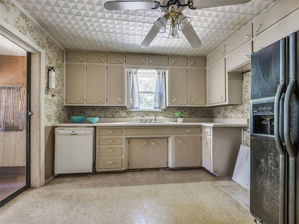 605 S Sooner RD, Del City, OK 73115