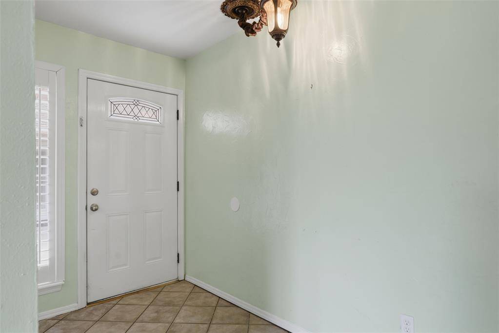 6728 N Meridian AVE #C, Oklahoma City, OK 73116