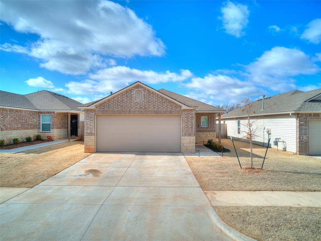 11705 Annette DR, Yukon, OK 73099
