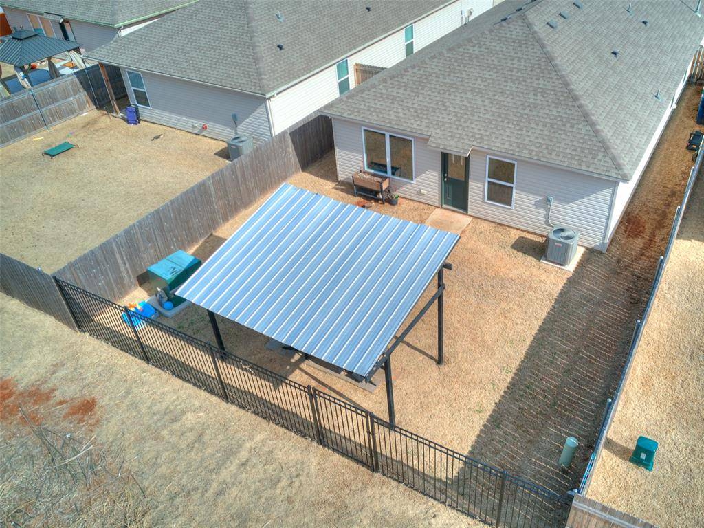 11705 Annette DR, Yukon, OK 73099