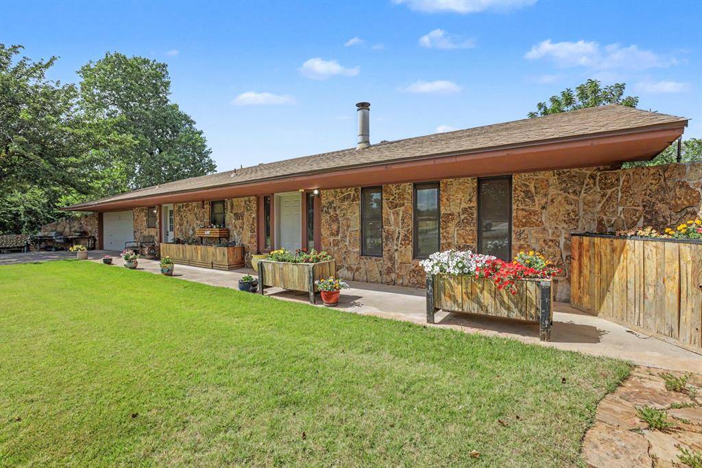 1211 E Rock Creek RD, Tuttle, OK 73089