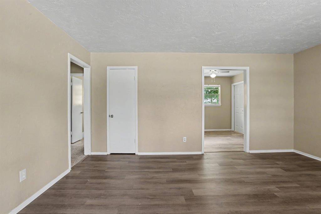 644 W Main ST, Moore, OK 73160