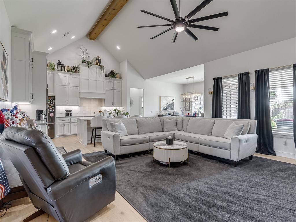 208 Braxton WAY, Yukon, OK 73099