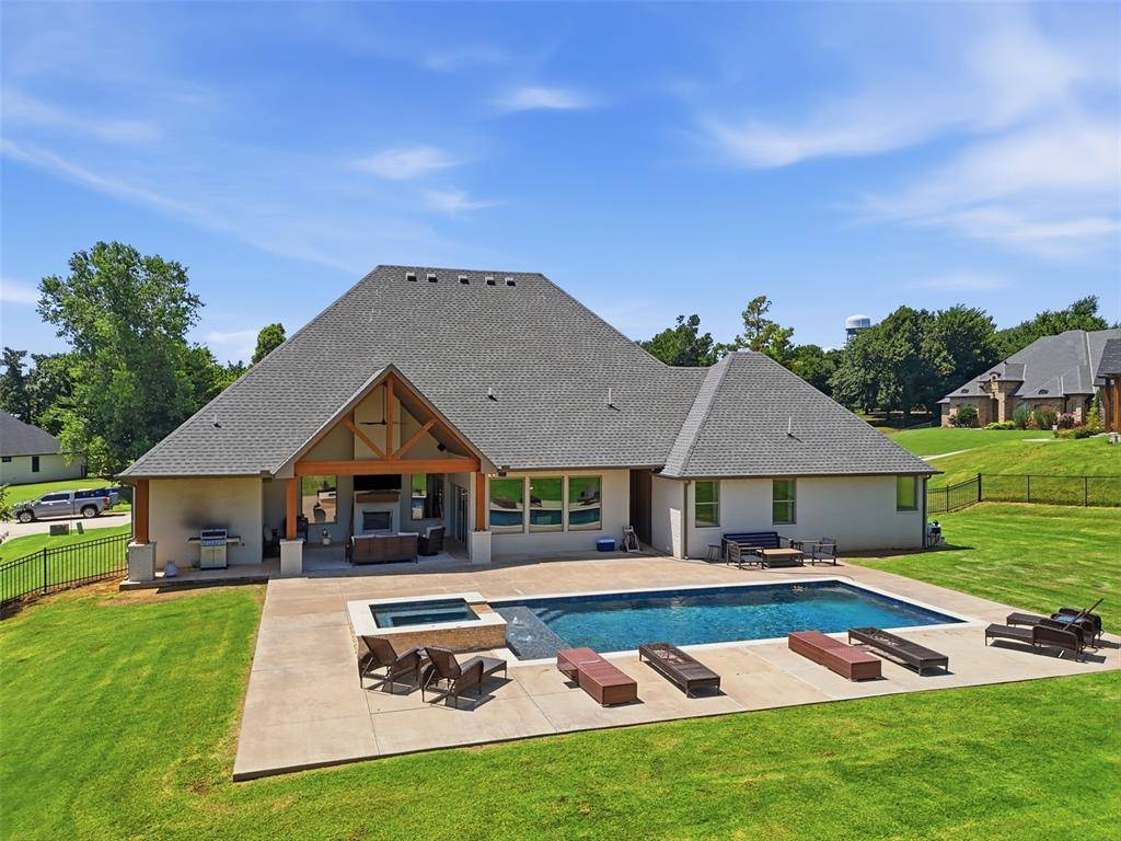 14259 Macklay CT, Choctaw, OK 73020
