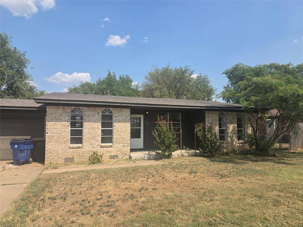 113 Glenhaven DR, Chickasha, OK 73018