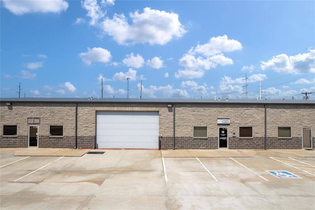 7300 NW 164th ST, Edmond, OK 73013