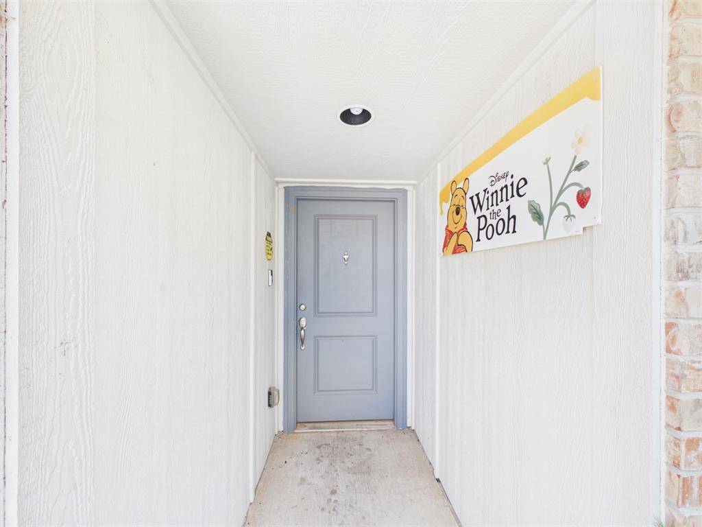 12500 Heritage Oaks DR, Oklahoma City, OK 73120