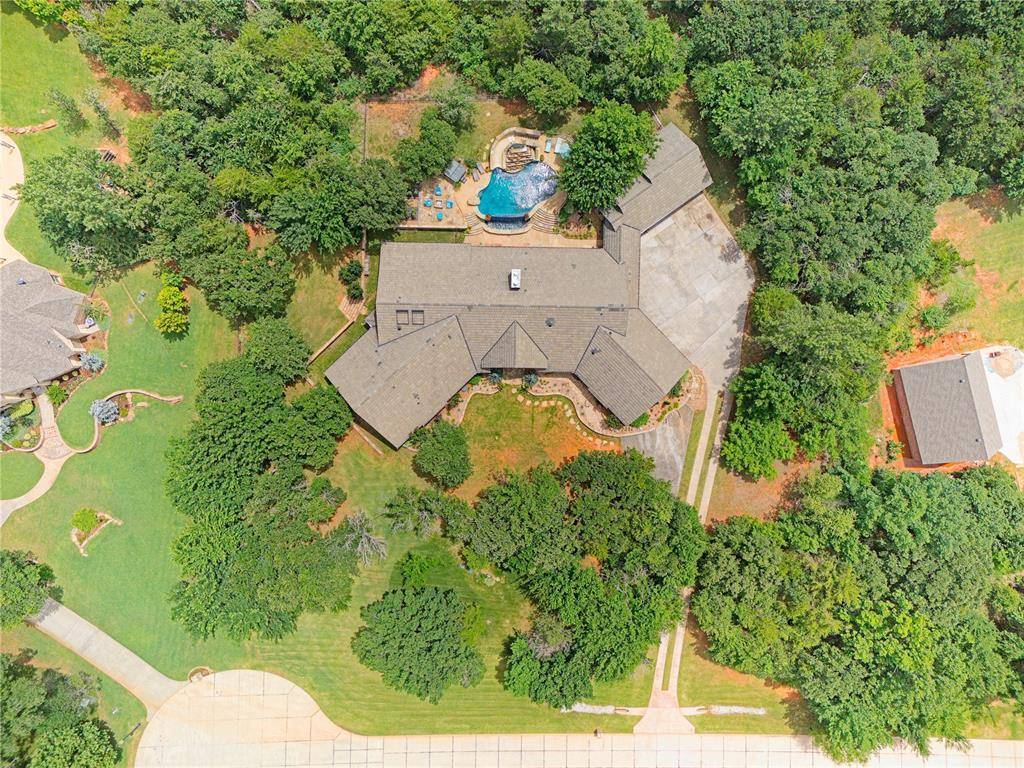 1051 Rockland RDG, Norman, OK 73026