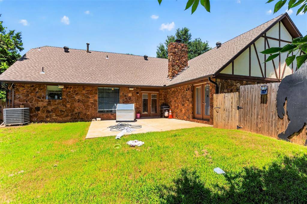 1707 Wheaton DR, Norman, OK 73071