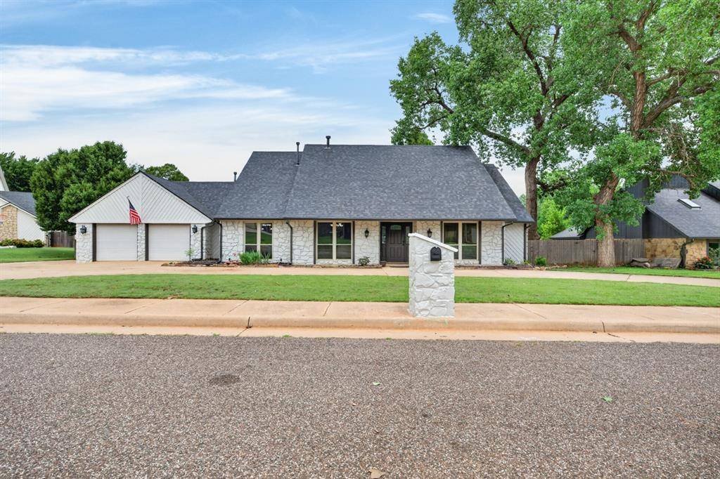 1809 Nighthawk CT, Edmond, OK 73034