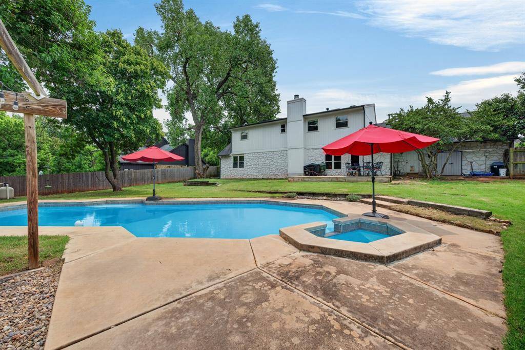 1809 Nighthawk CT, Edmond, OK 73034