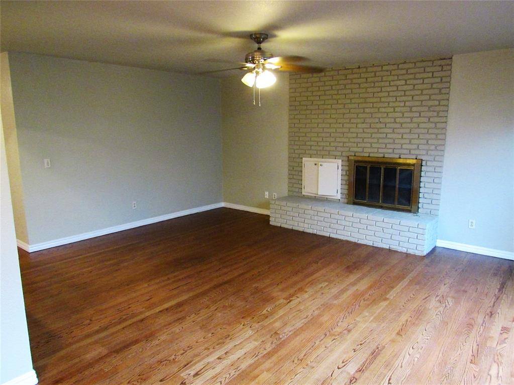 9909 Sunnymeade PL, Oklahoma City, OK 73120