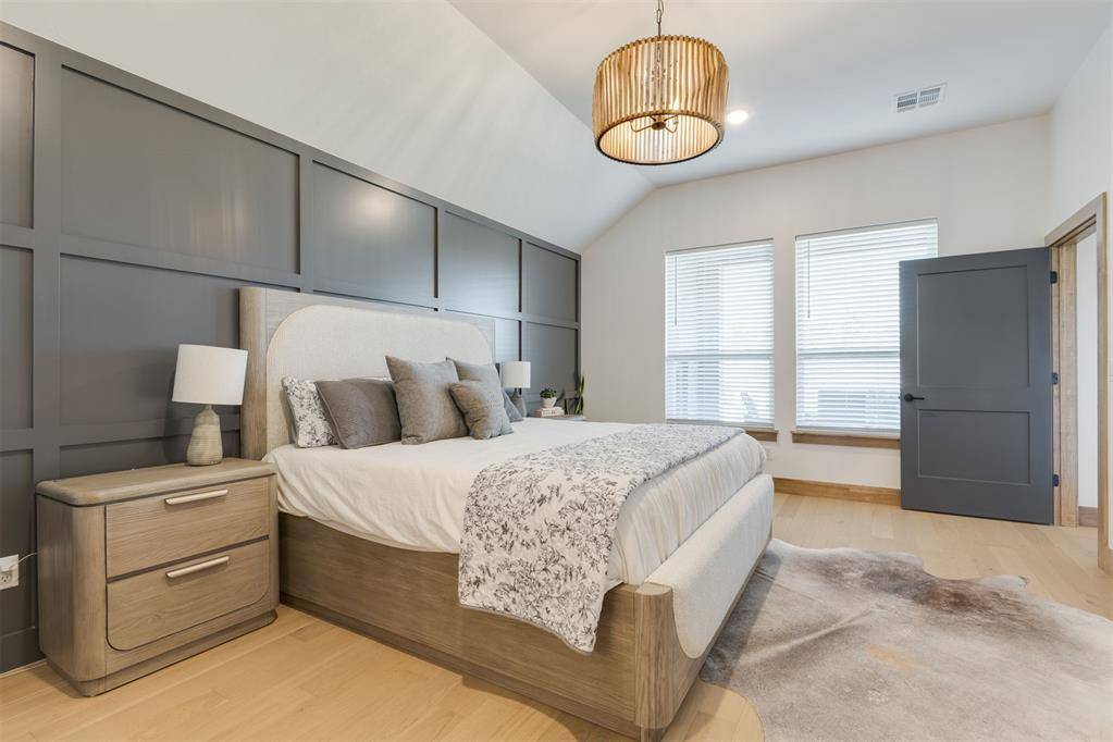 16221 Blackberry Farm RD, Edmond, OK 73013