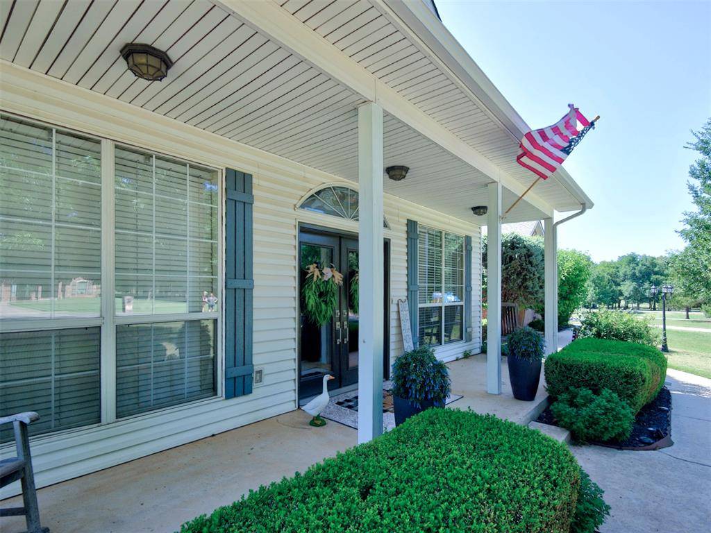 610 W Ridge DR, Tuttle, OK 73089