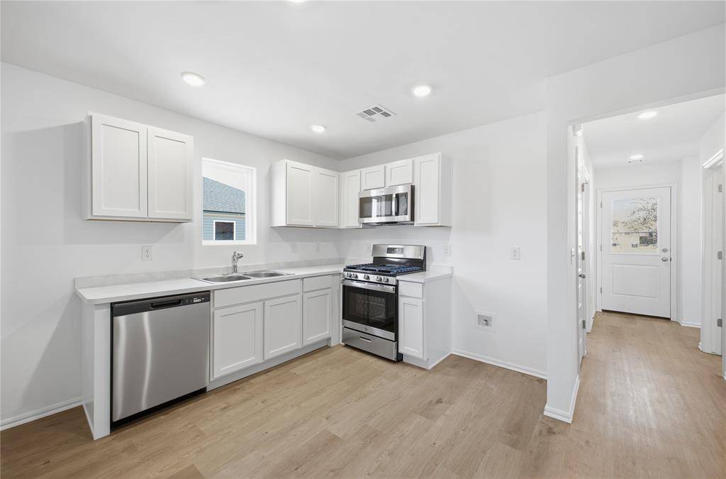2014 W 30th PL, Stillwater, OK 74074