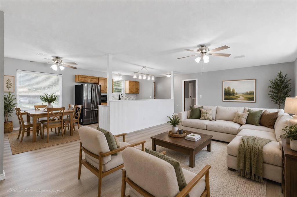 1910 Lake View DR, Perry, OK 73077