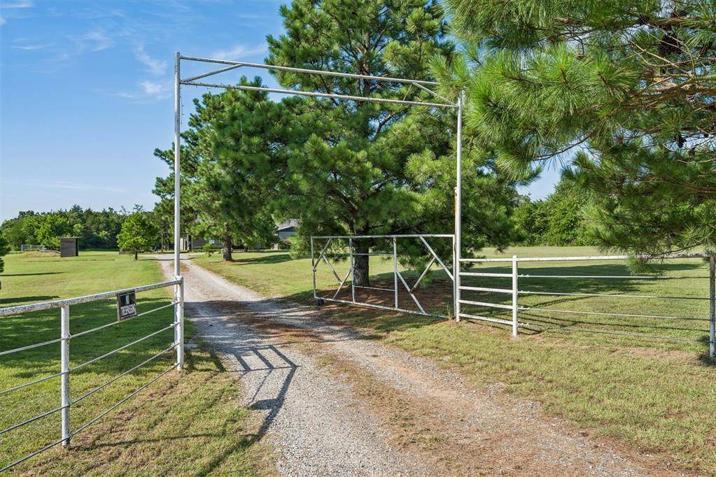 12720 Banner RD, Lexington, OK 73051