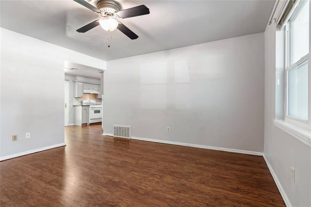 505 Meadow Lake DR, Edmond, OK 73003
