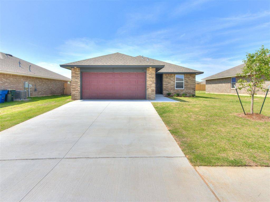 917 Hazy Brook CIR, Chickasha, OK 73018