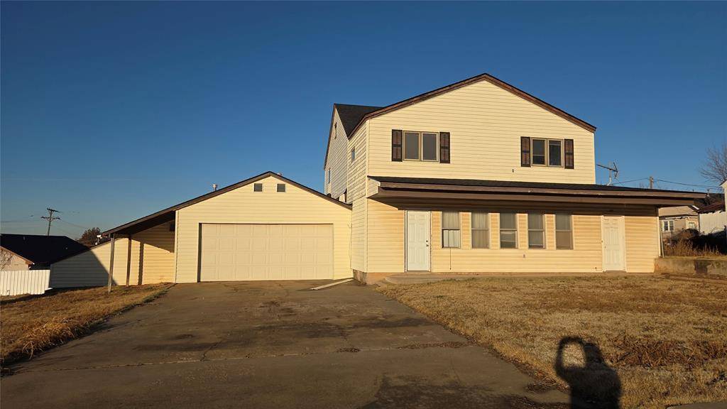 419 N Arapaho AVE, Hydro, OK 73048