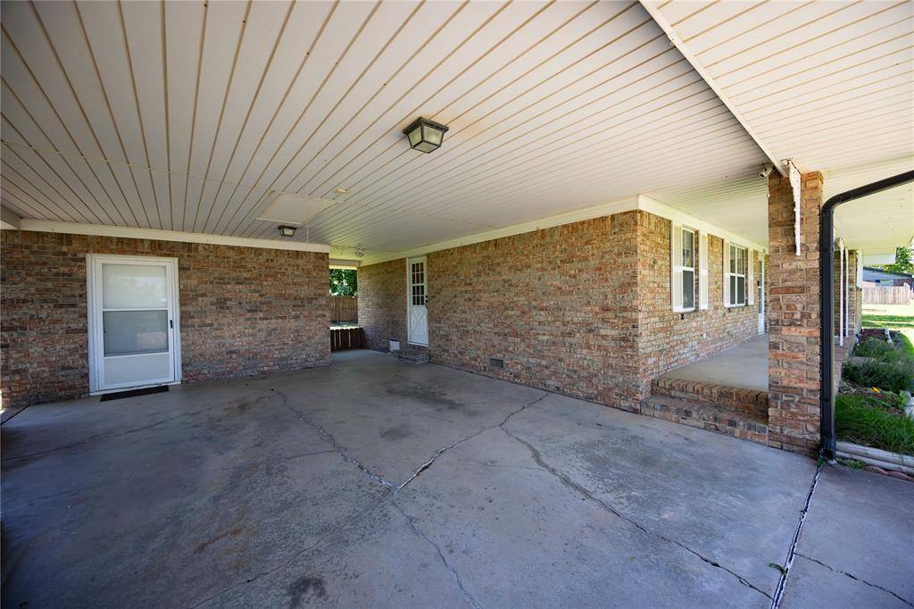 1020 S Rose AVE, Glencoe, OK 74032