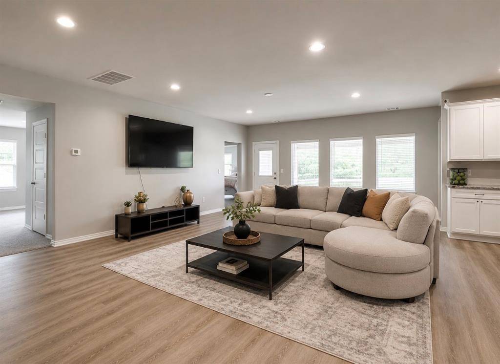 14404 Natural Falls WAY, Oklahoma City, OK 73142