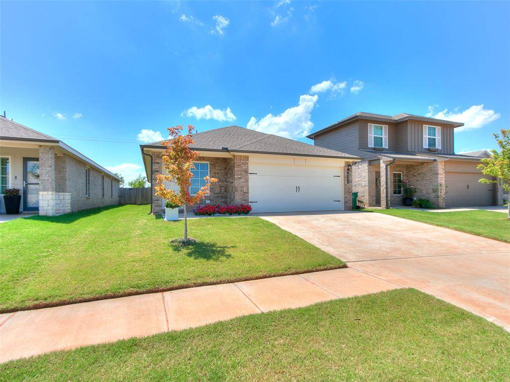 10613 Red Thistle DR, Oklahoma City, OK 73131