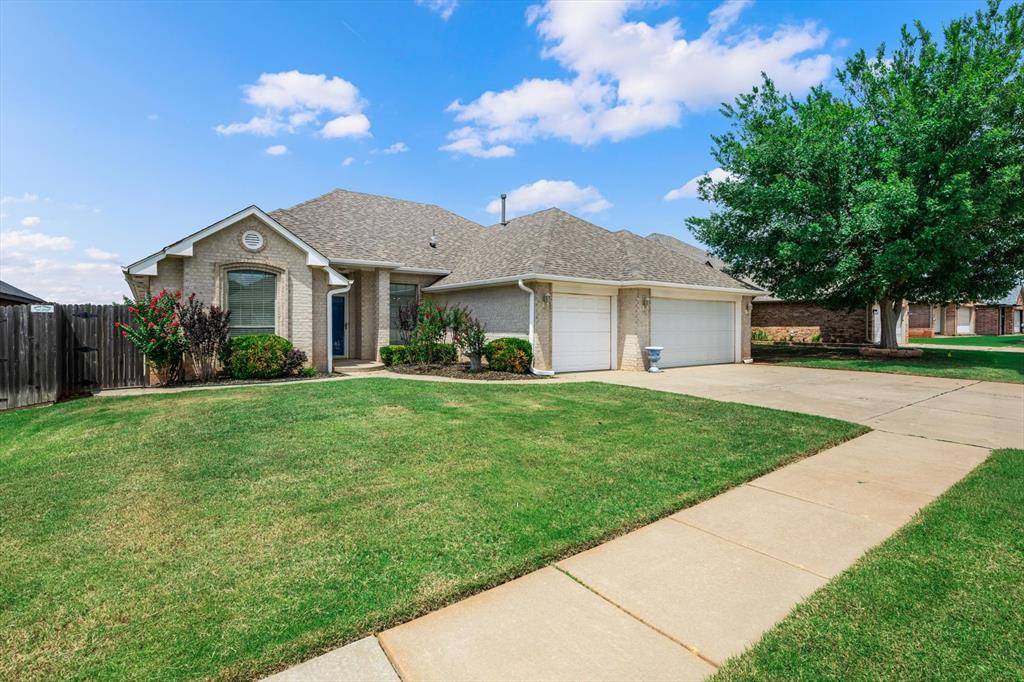 2805 NW 168th ST, Edmond, OK 73012