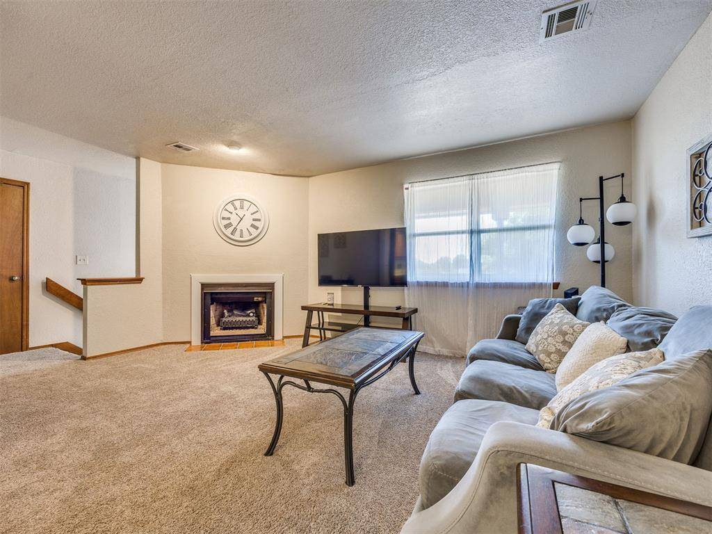 11421 Springhollow RD #1102, Oklahoma City, OK 73120