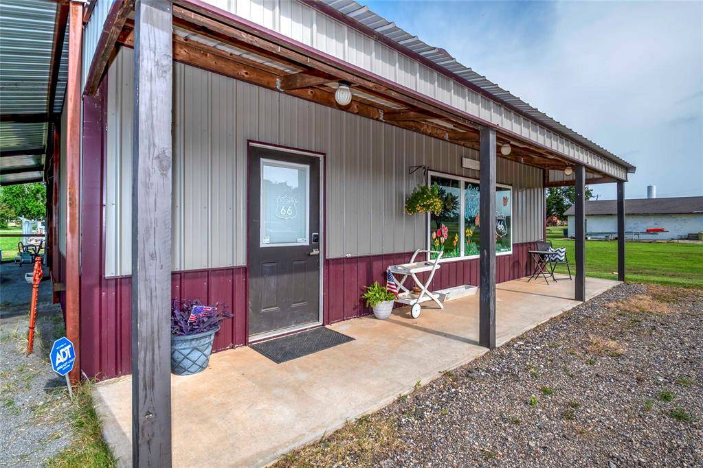 1003 N Broadway AVE, Davenport, OK 74026