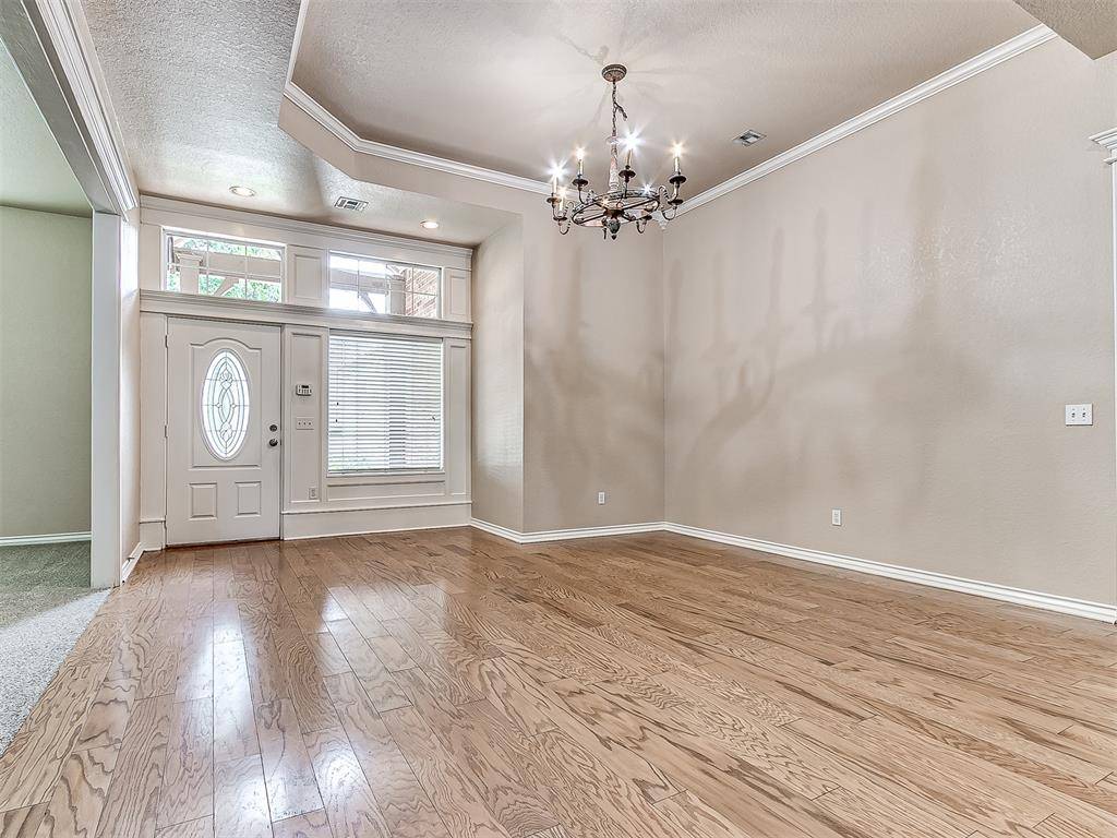 16609 Village Garden DR, Edmond, OK 73012