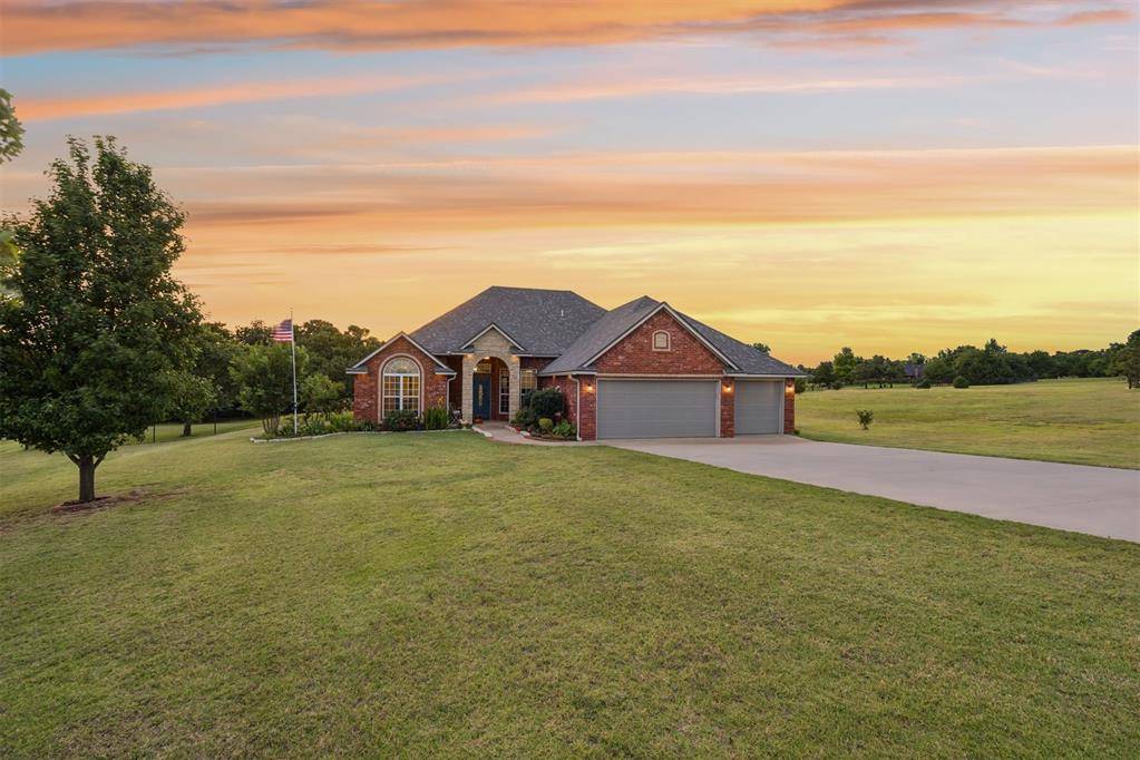 2267 Sandpiper DR, Blanchard, OK 73010