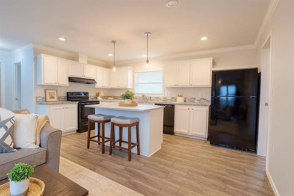 8051 Centennial Farms DR, Coyle, OK 73027