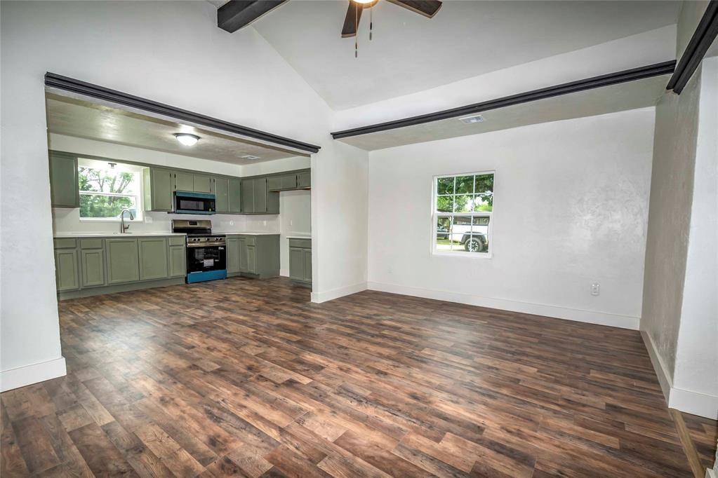 105 S Broadway, Davenport, OK 74026