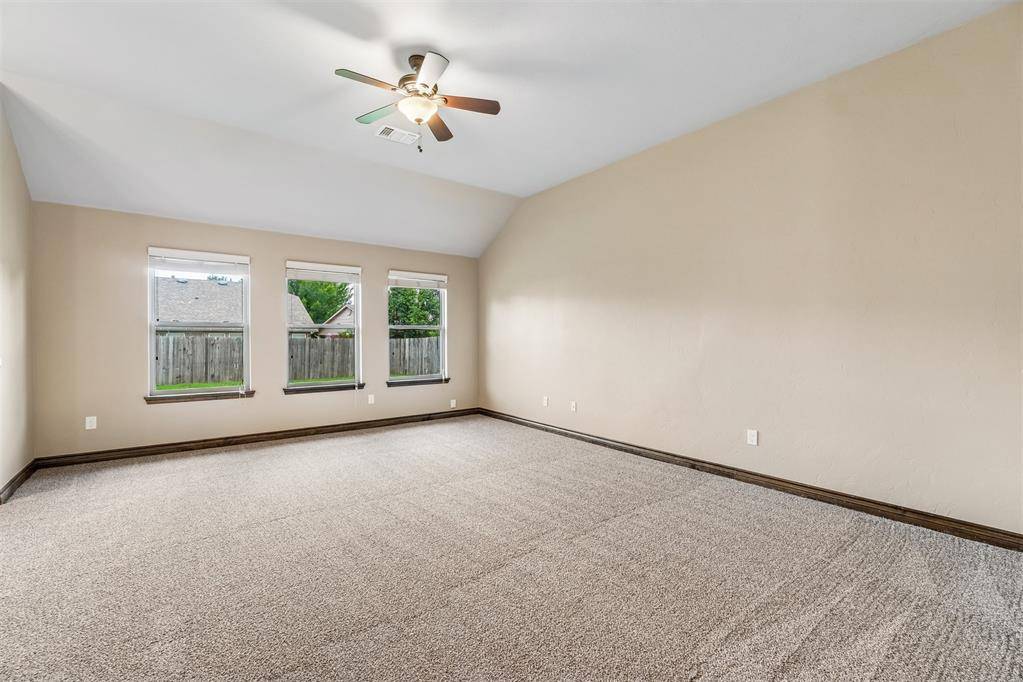 2601 Fawn Lily RD, Oklahoma City, OK 73128