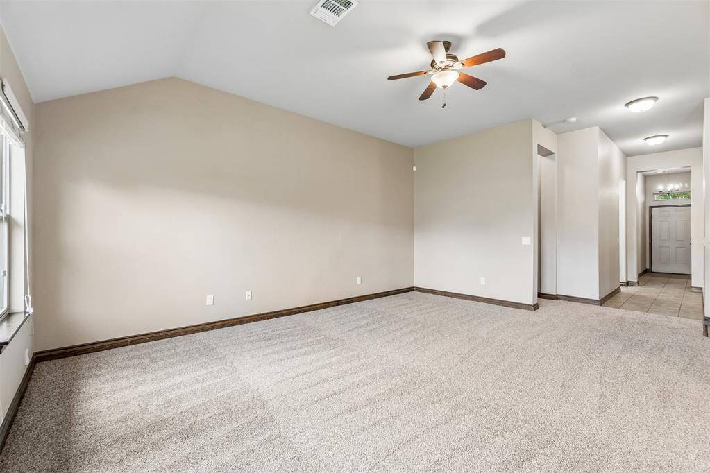 2601 Fawn Lily RD, Oklahoma City, OK 73128