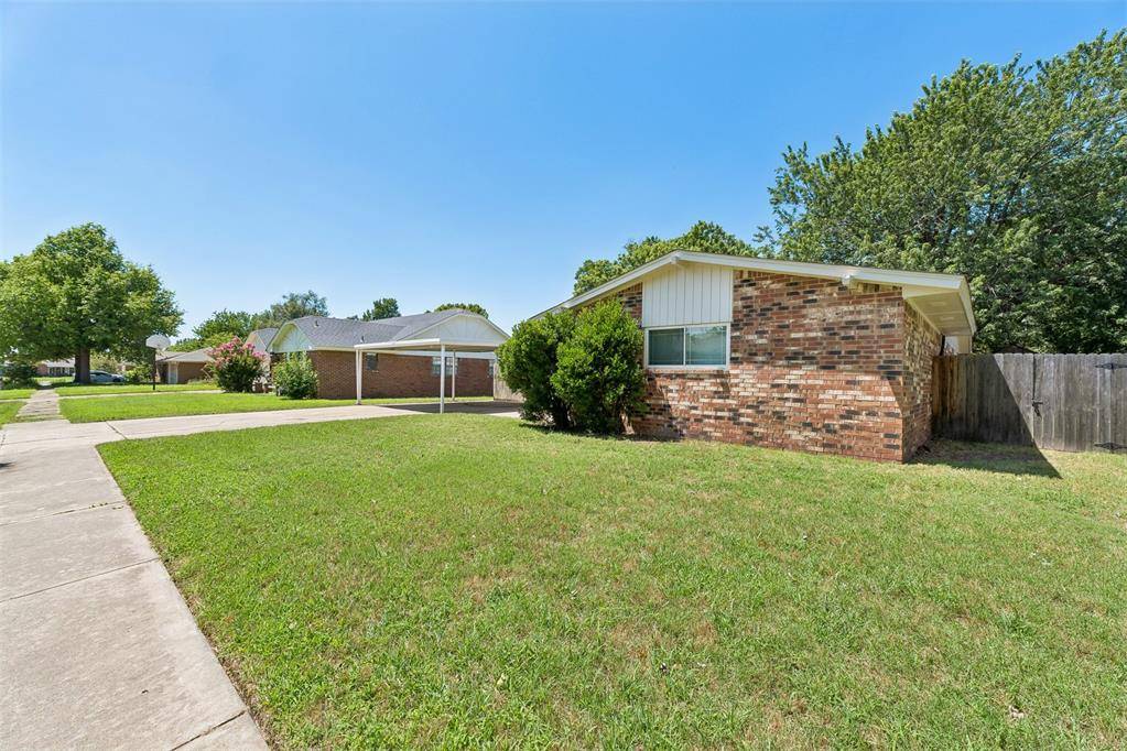 1703 Chaucer DR, Norman, OK 73069
