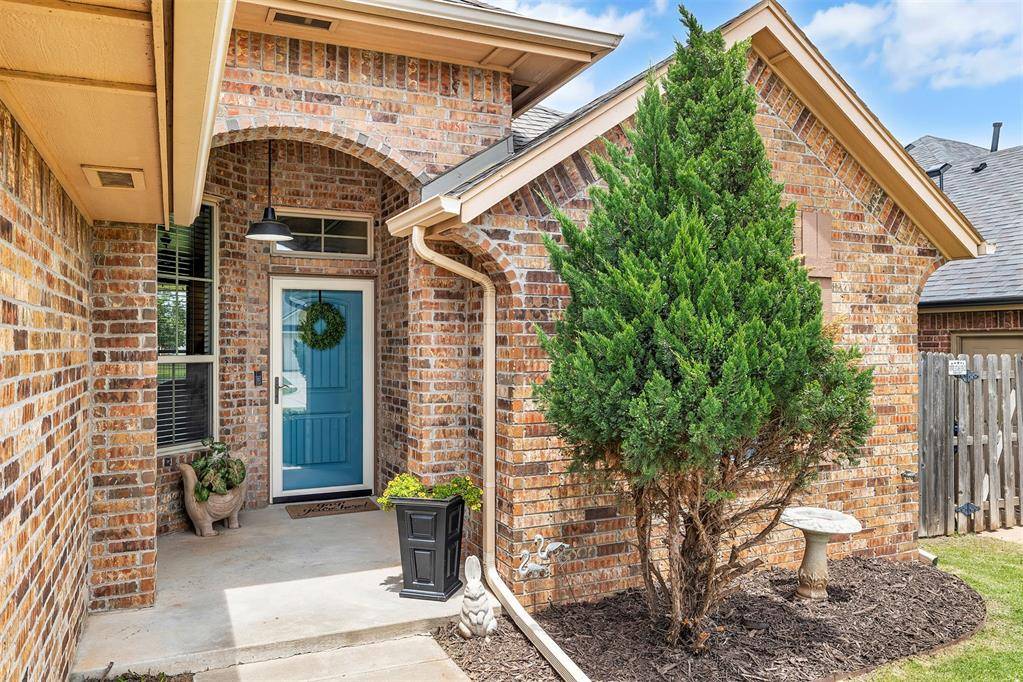 2570 Kadlan DR, El Reno, OK 73036