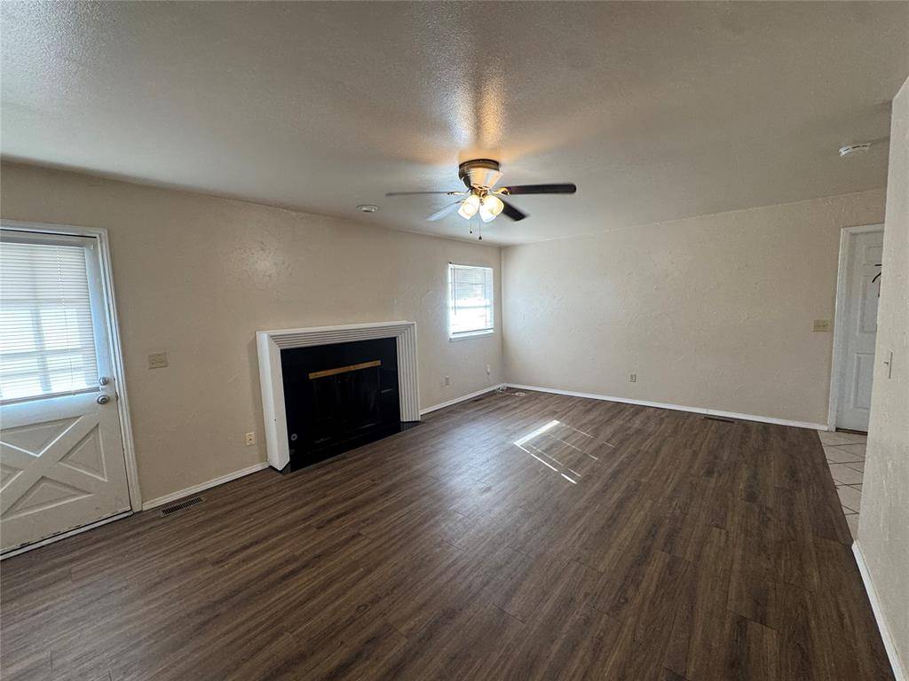 3600 N Willow Springs DR, Oklahoma City, OK 73112
