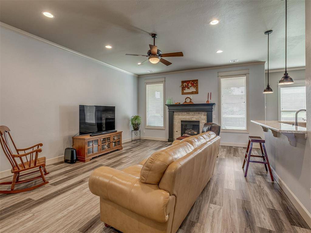 4712 NW 151st TER, Edmond, OK 73013